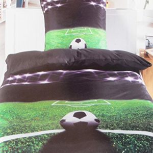 Schöne Bettwäsche aus Microfaser - Fußball schwarz 135x200 von KH-Haushaltshandel