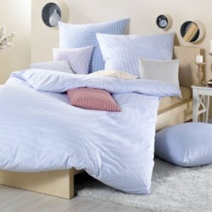 Traumhafte Bettwäsche aus Batist - blau 155x220 von Lorena Textil