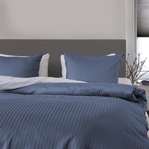 Kuschelige Bettwäsche aus Satin - blau 135x200 von HNL